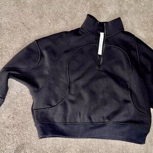 LULULEMON WOMENS  OVERSIZED SWEATSHIRT- NEW/ SIZE M